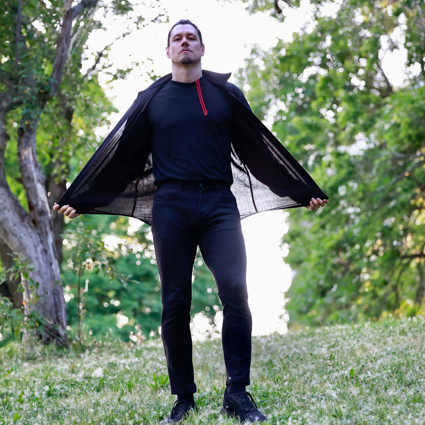 Black Linen Shirt by ELZi Couturière à l'Île des soeurs.