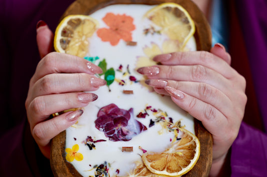Shellac nails Manicure Gel by ELZi Nail Care Nuns' Island, Montreal. Gel de manucure pour ongles Shellac par ELZi Nail Care Nuns' Island, Montréal.