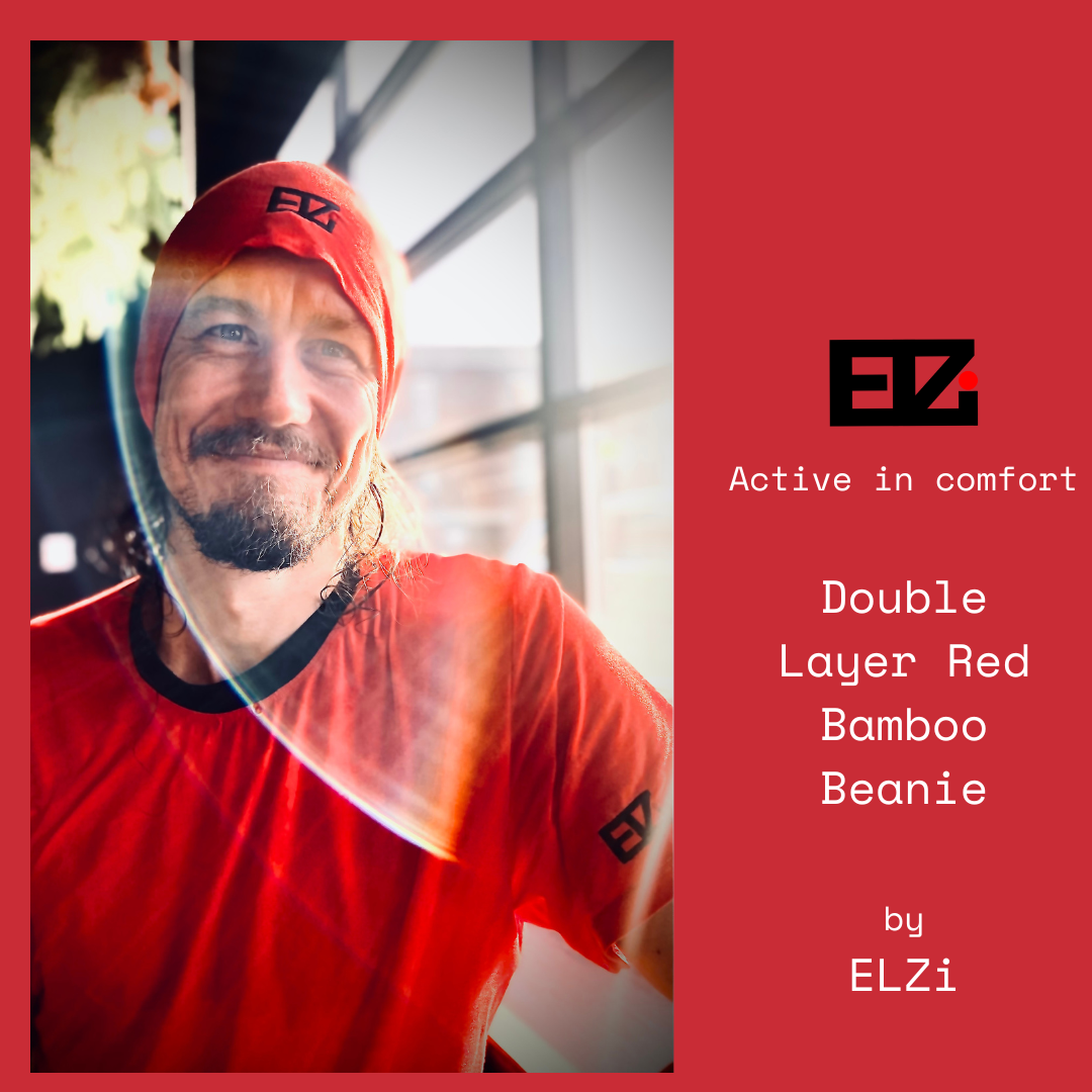 Jonathan Brunelle, au gym b52 à st-henri, porte le T-shirt et tuque en bamboo rouge soft touch rouge par ELZi la couturière de Montréal.