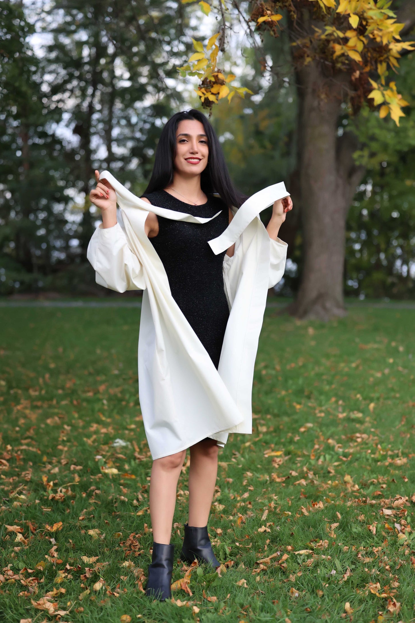 ELZI white Raincoat