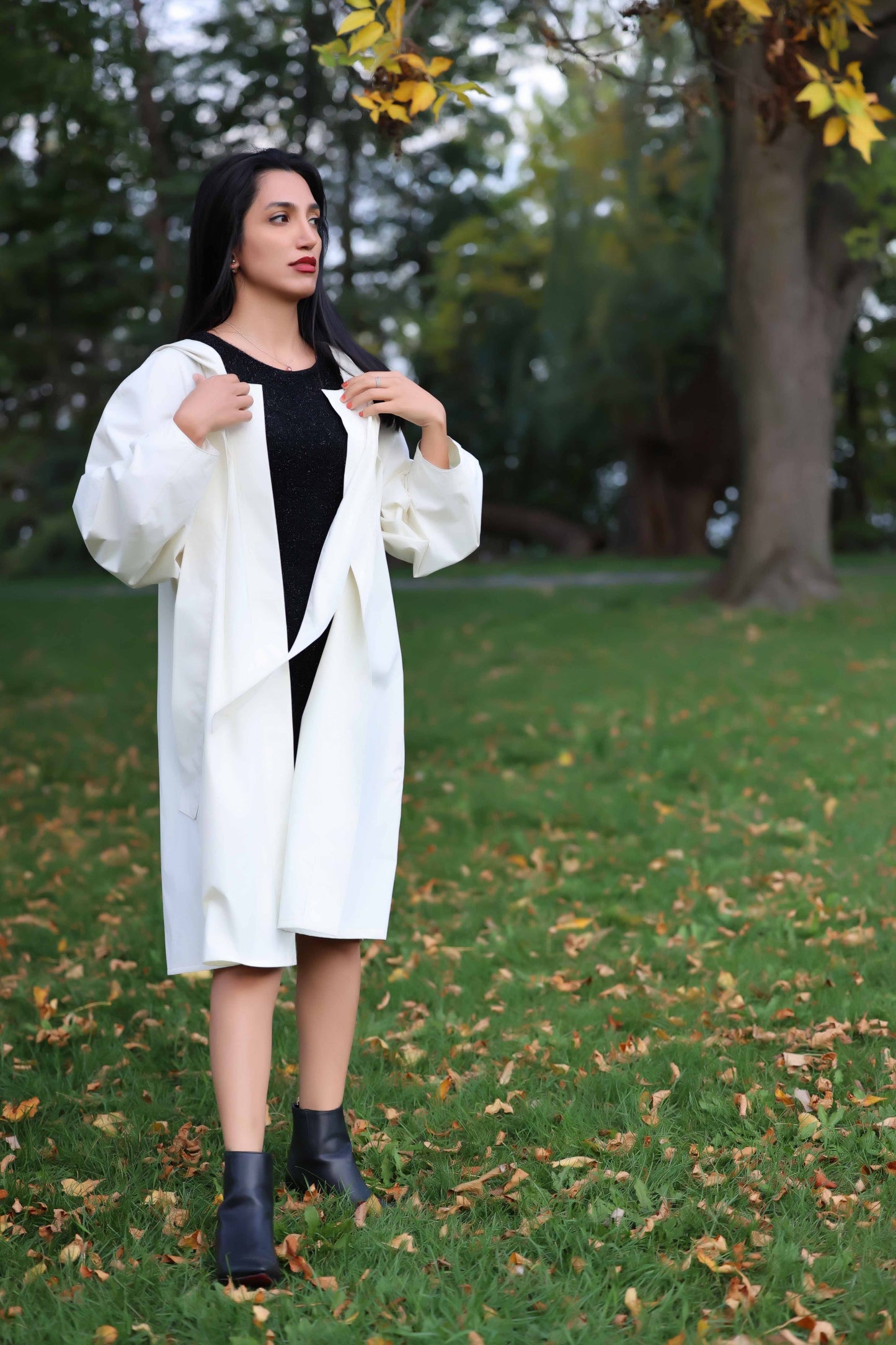 Severe Thunderstorm Watch White Raincoat with huge Hoodie by ELZi, Montreal Seamstress