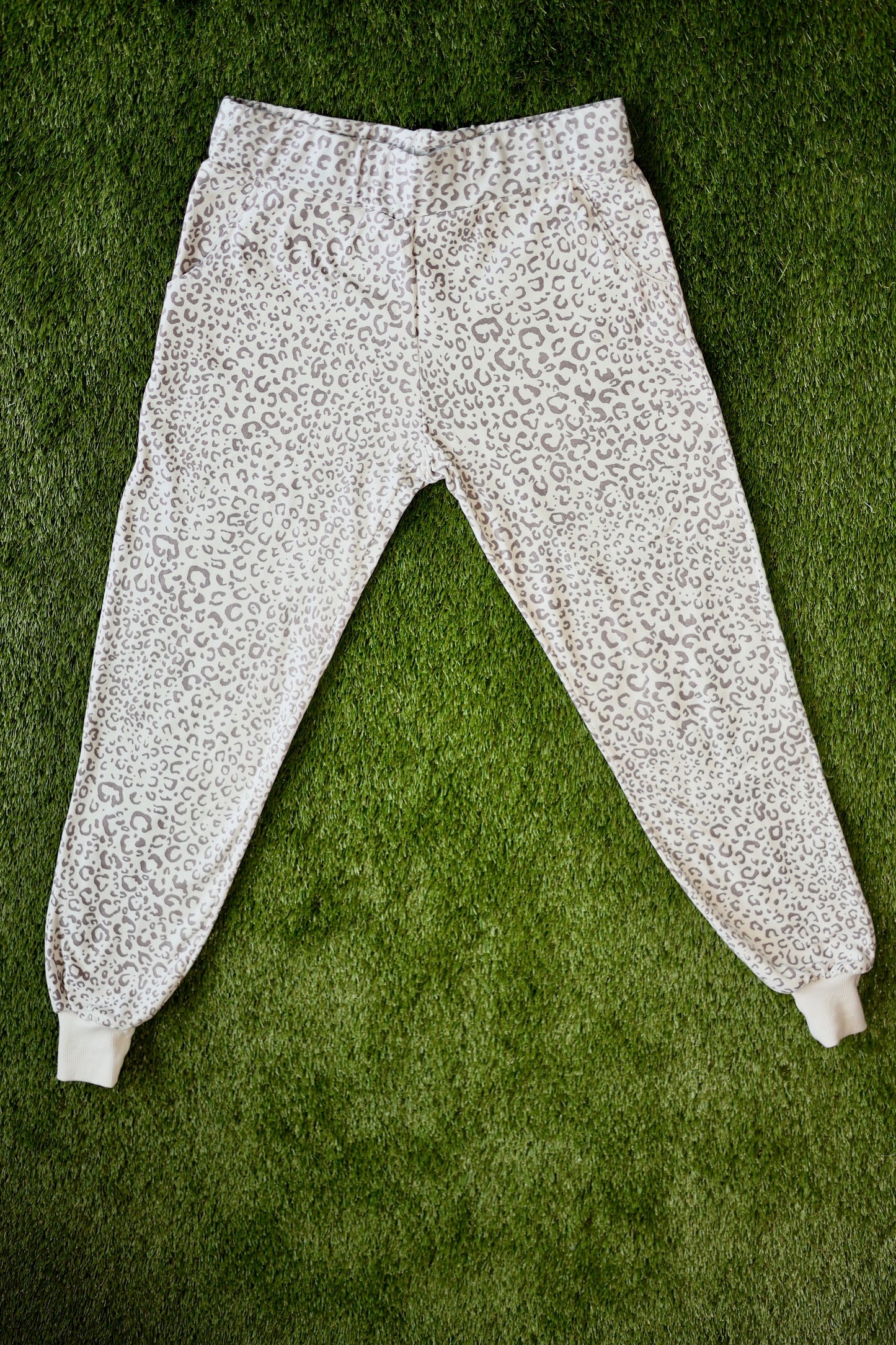 ELZI Wild Animal Grey Pattern So Soft Pants