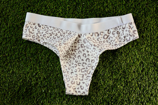 Soft Woman Underwear with Grey Animal Pattern