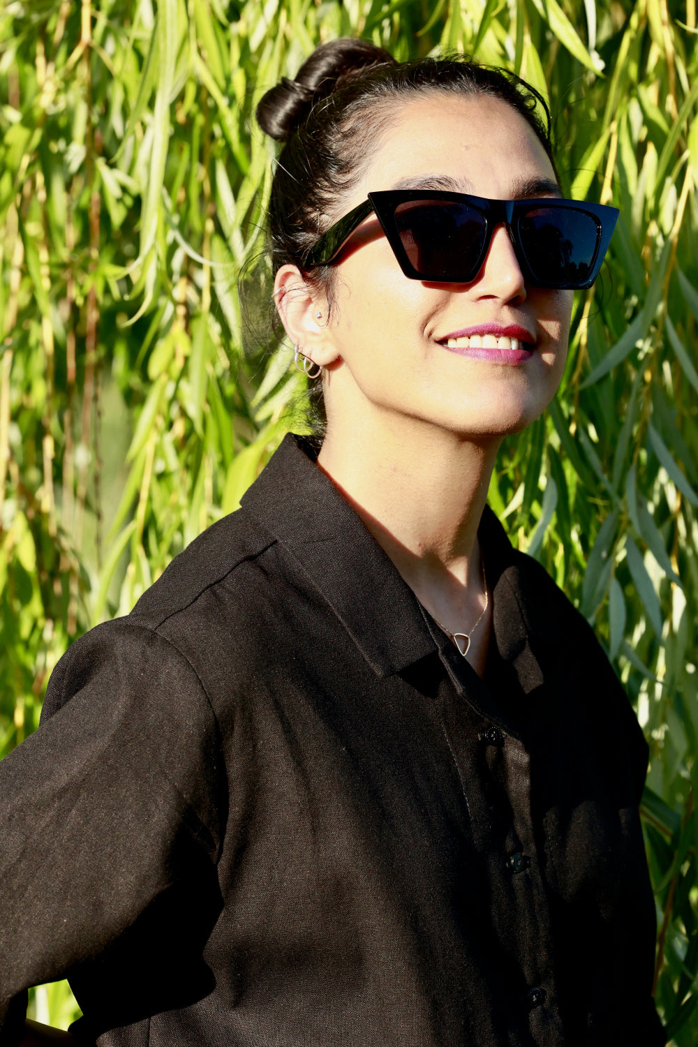 Black Linen Shirt By ELZi.ca Montreal Seamstress. We are located on Nun's Island. Linen is perfect for paddle board days !