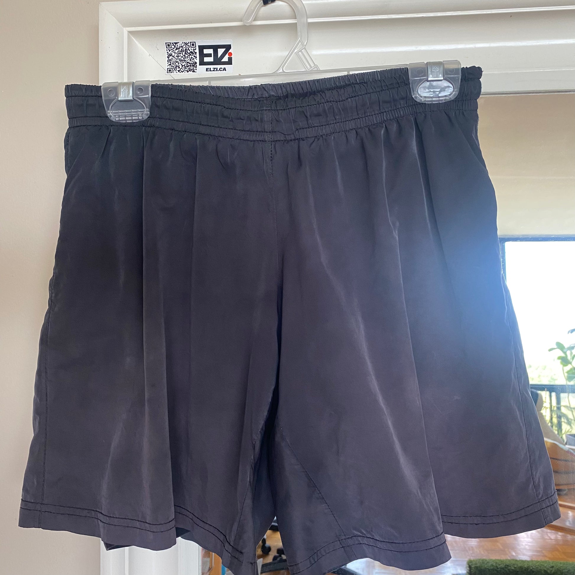 bamboo liner shorts with protective shell from ELZI.ca. This is what the shorts looks like after 1 year of heavy use. ( Gym , whitewater kayak, run )