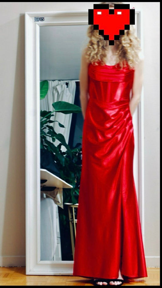 Prom dress alterations in Montreal